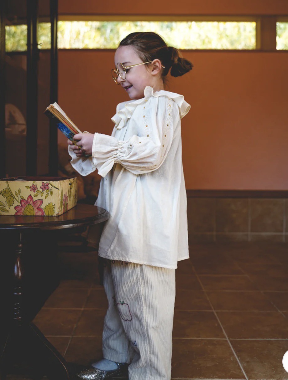 画像: 【2025AWゴートゥーハリウット105】スパンコールキラキラブラウス